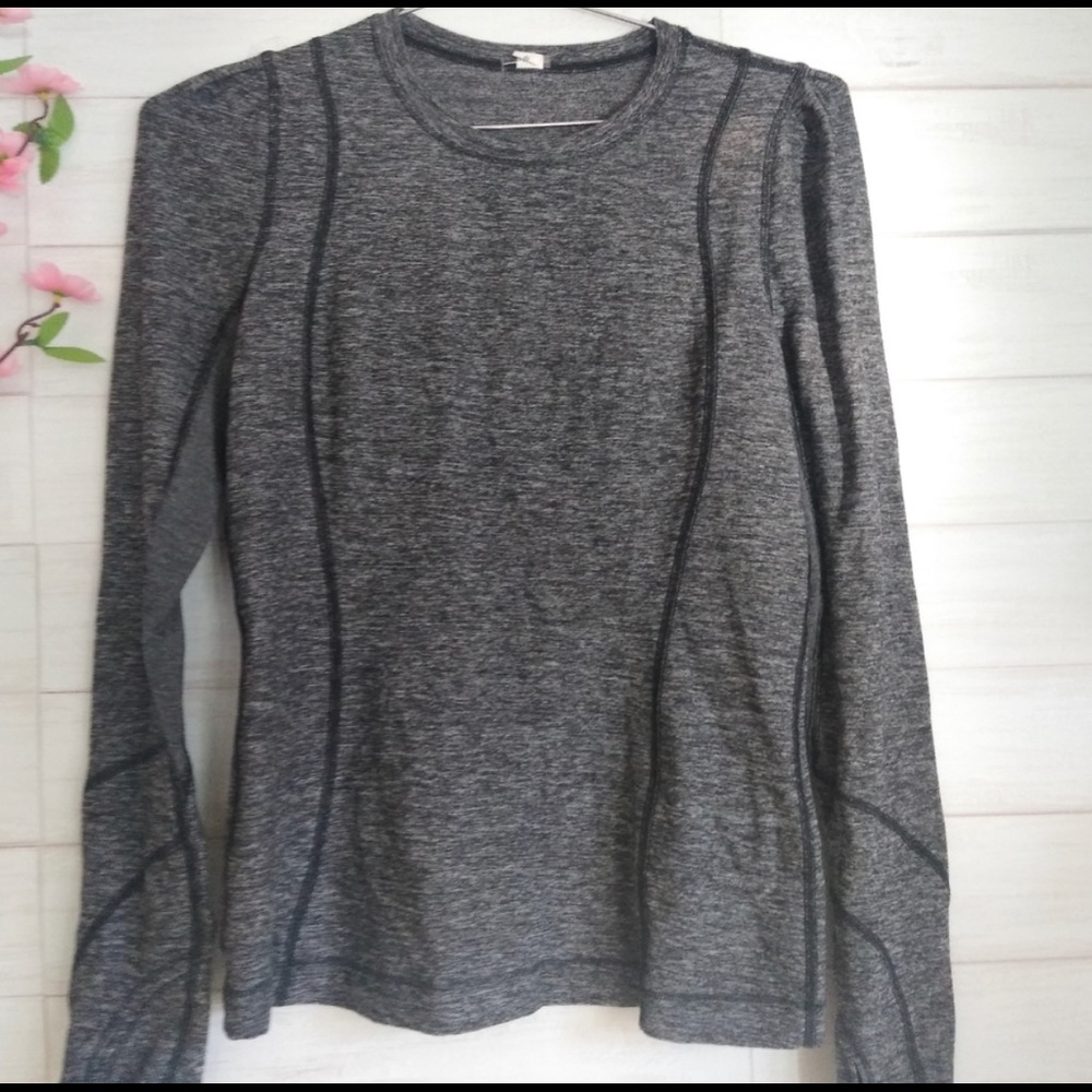 Lululemon long sleeve top